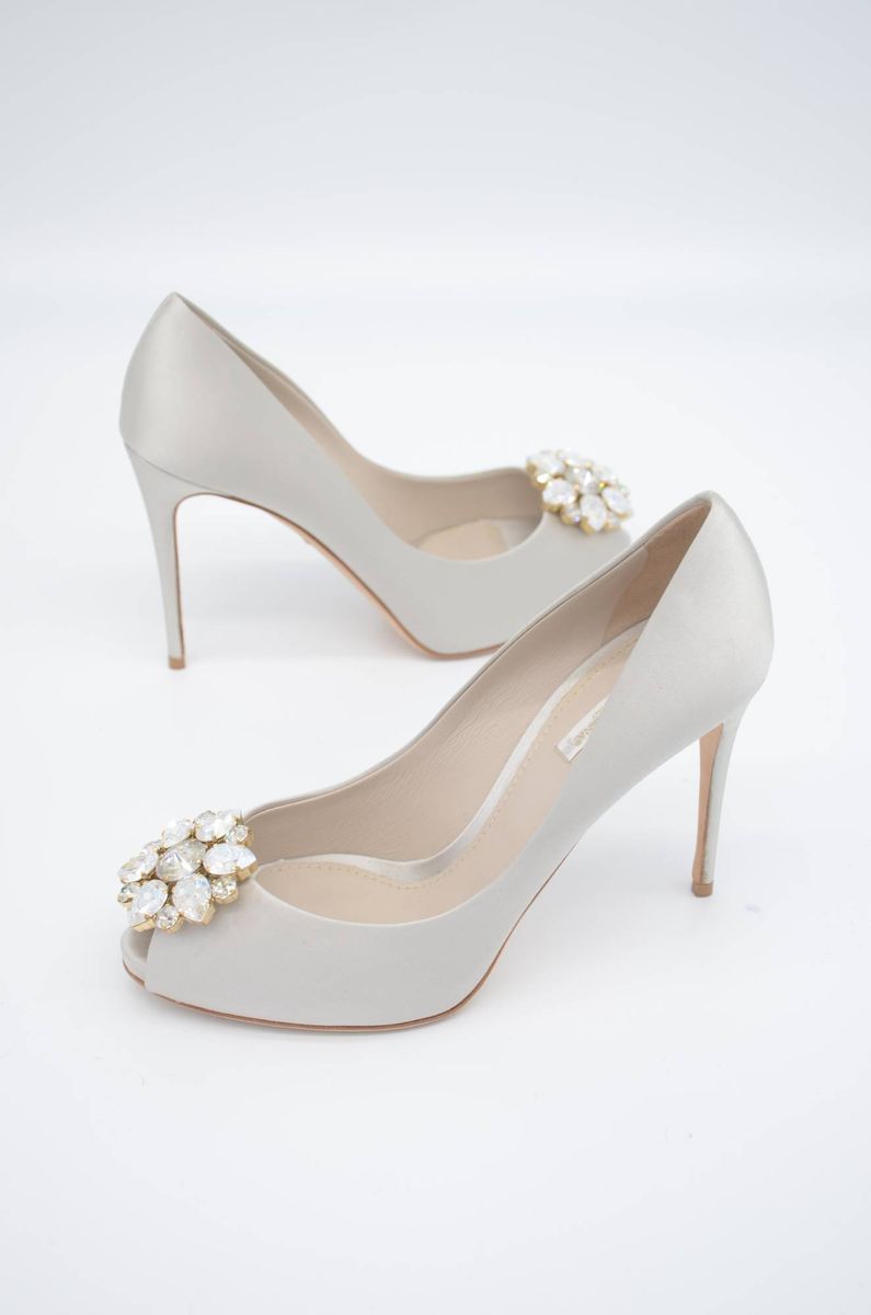 Elegante verzierte Peeptoe-Pumps