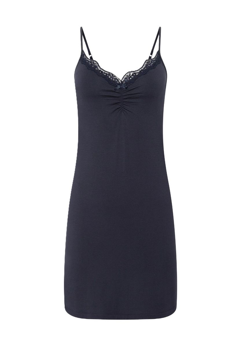 Lounge-Trägerkleid mit Spitzenbesatz