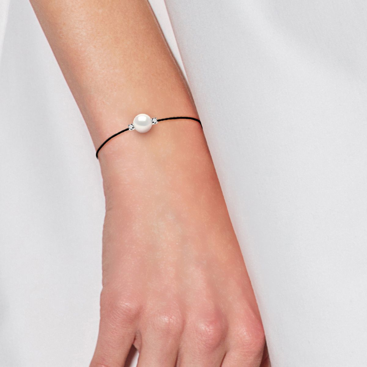 Armband mit Süßwasserperle und Diamanten