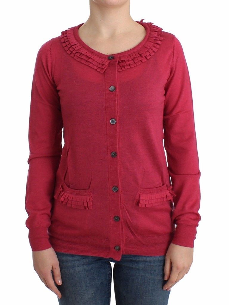 Knopfstrickjacke mit Rüschenbesatz