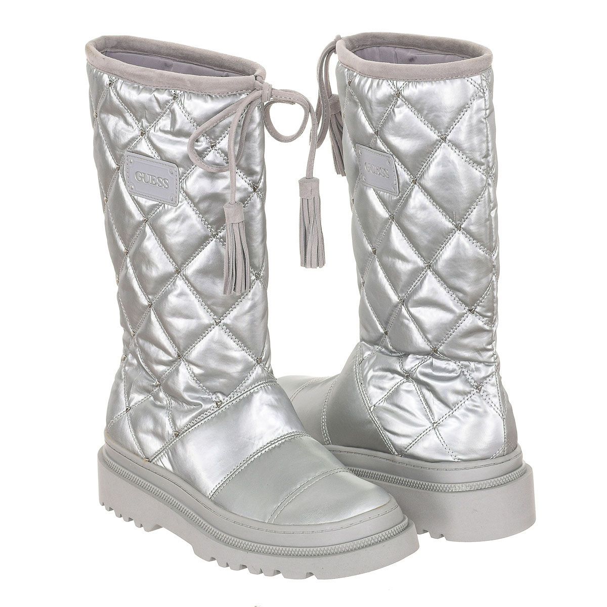 Gesteppte Plateau-Winterstiefel mit Nieten