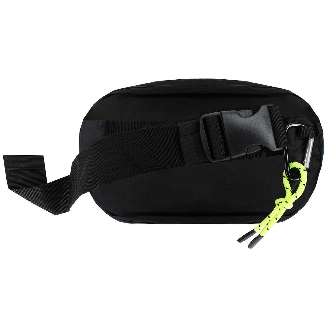 Funktionale Gürteltasche mit Karabinerhaken-Detail