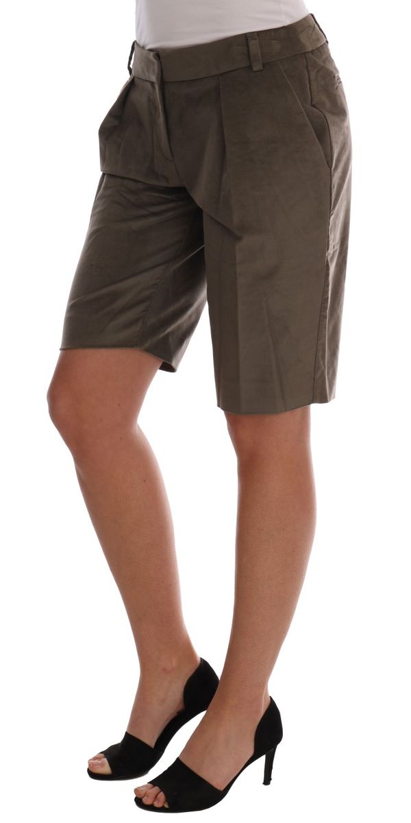Maßgeschneiderte Samt-Bermuda-Shorts