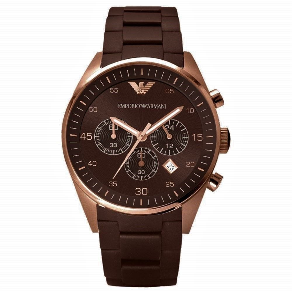 Eleganter Chronograph mit strukturiertem Armband