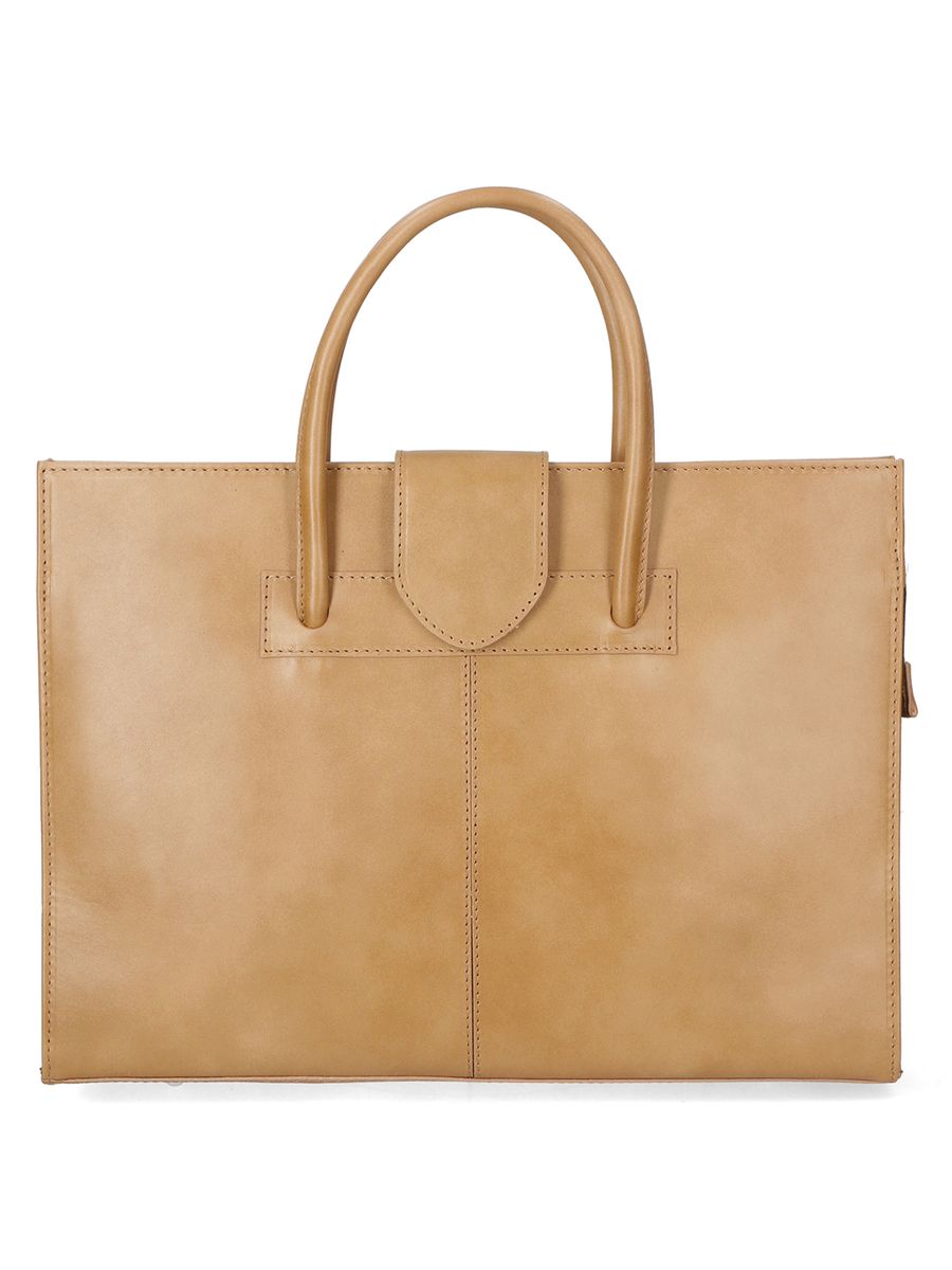 Strukturierte Ledertasche mit Henkel