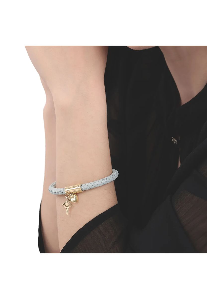 Geflochtenes Lederarmband mit Anhänger