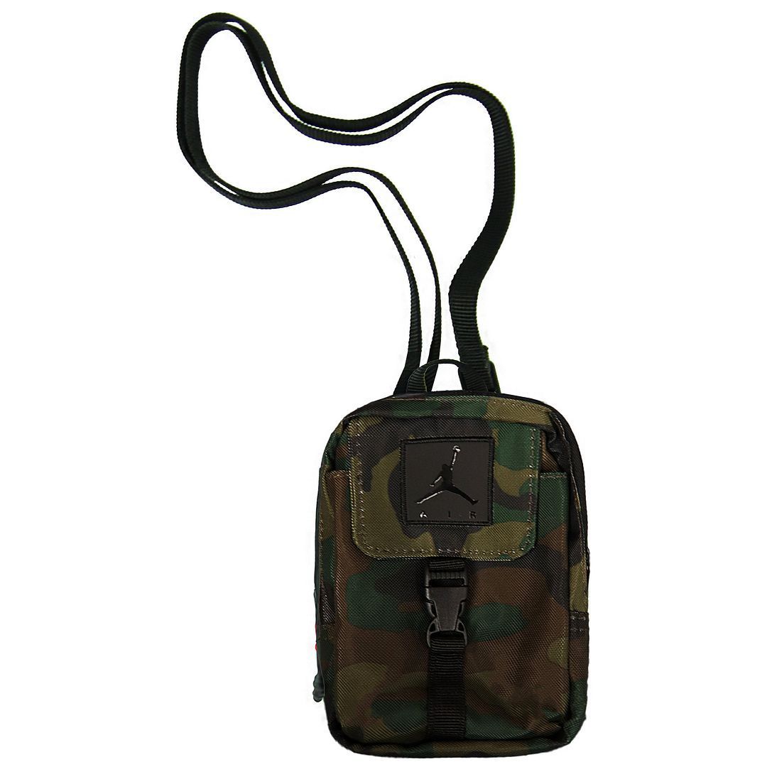 Kleine Umhängetasche mit Camouflage-Muster