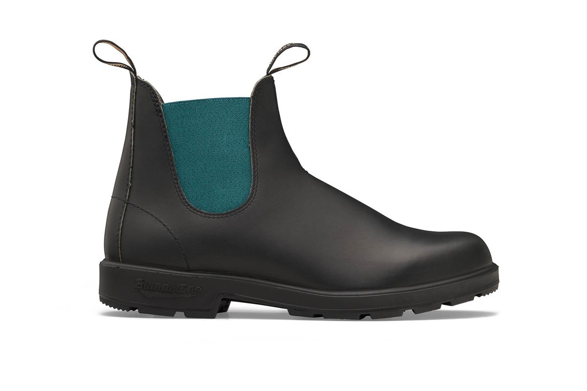 Schwarze Chelsea-Stiefel mit blaugrünem Akzent