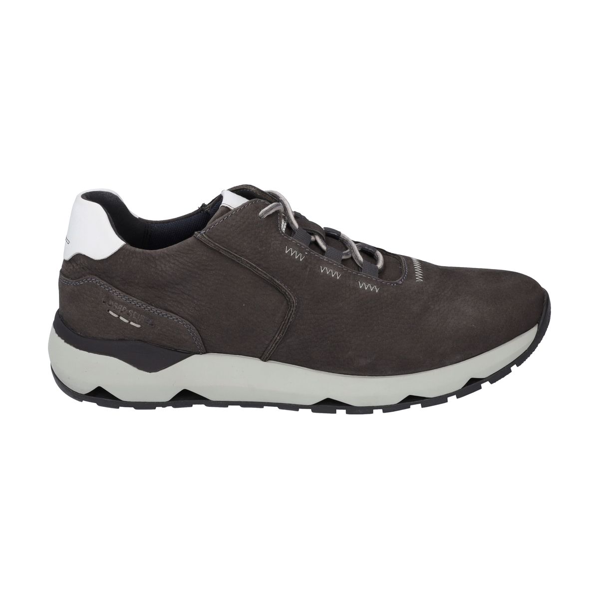 Robuste Sneaker aus Nubukleder