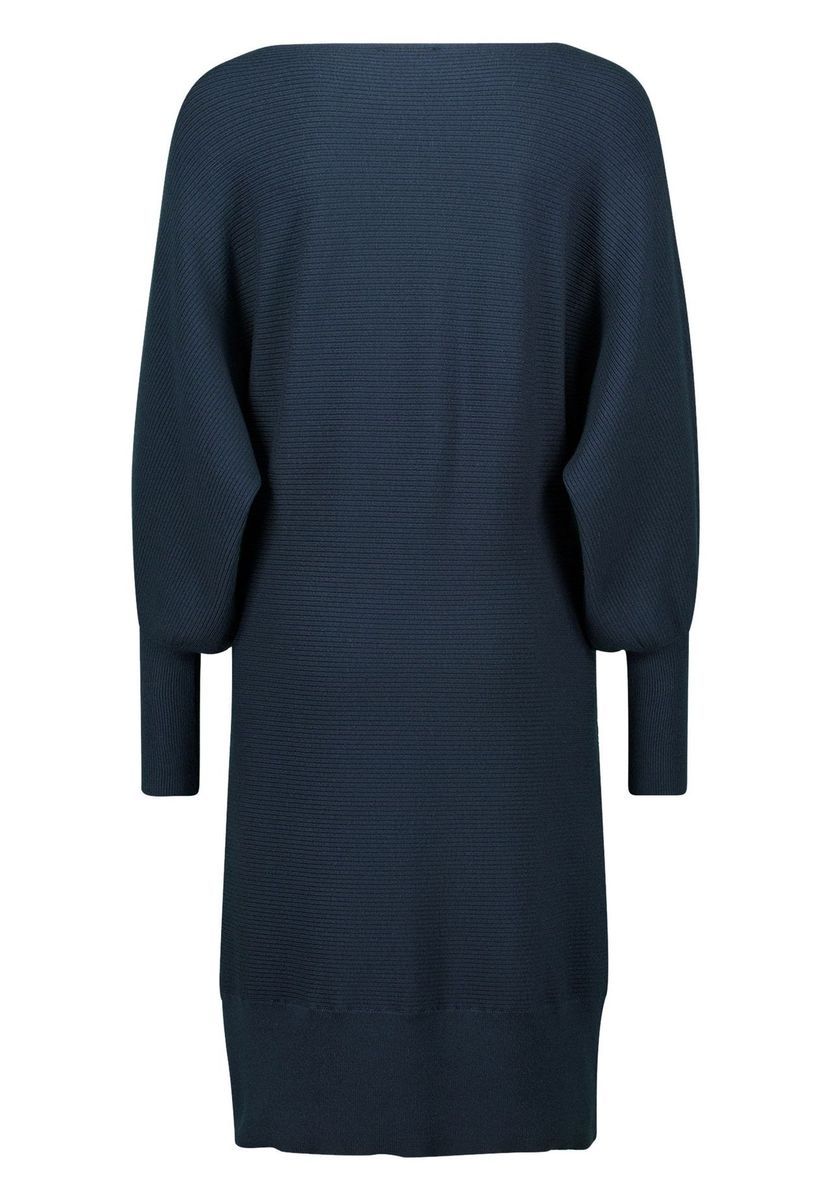 Elegantes gestricktes Minikleid