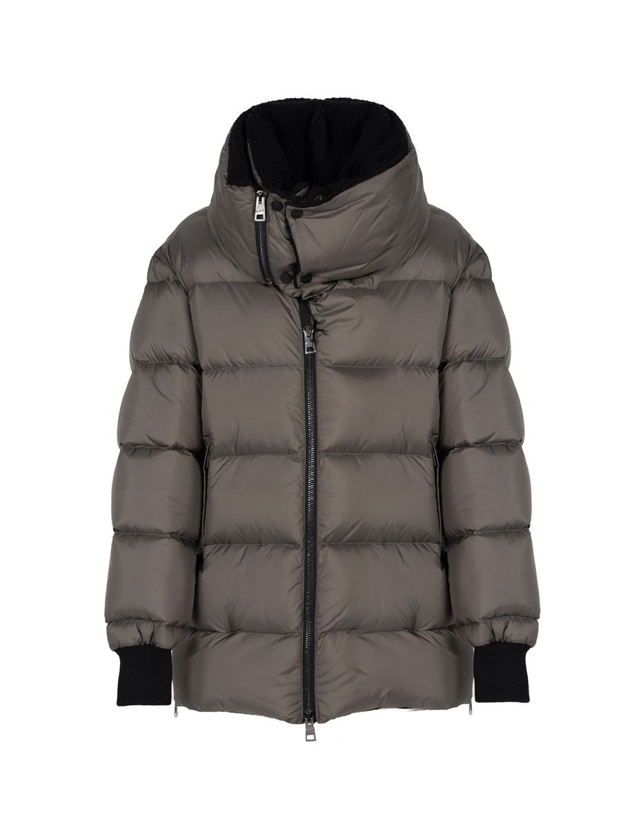 Isolierte Pufferjacke mit hohem Kragen