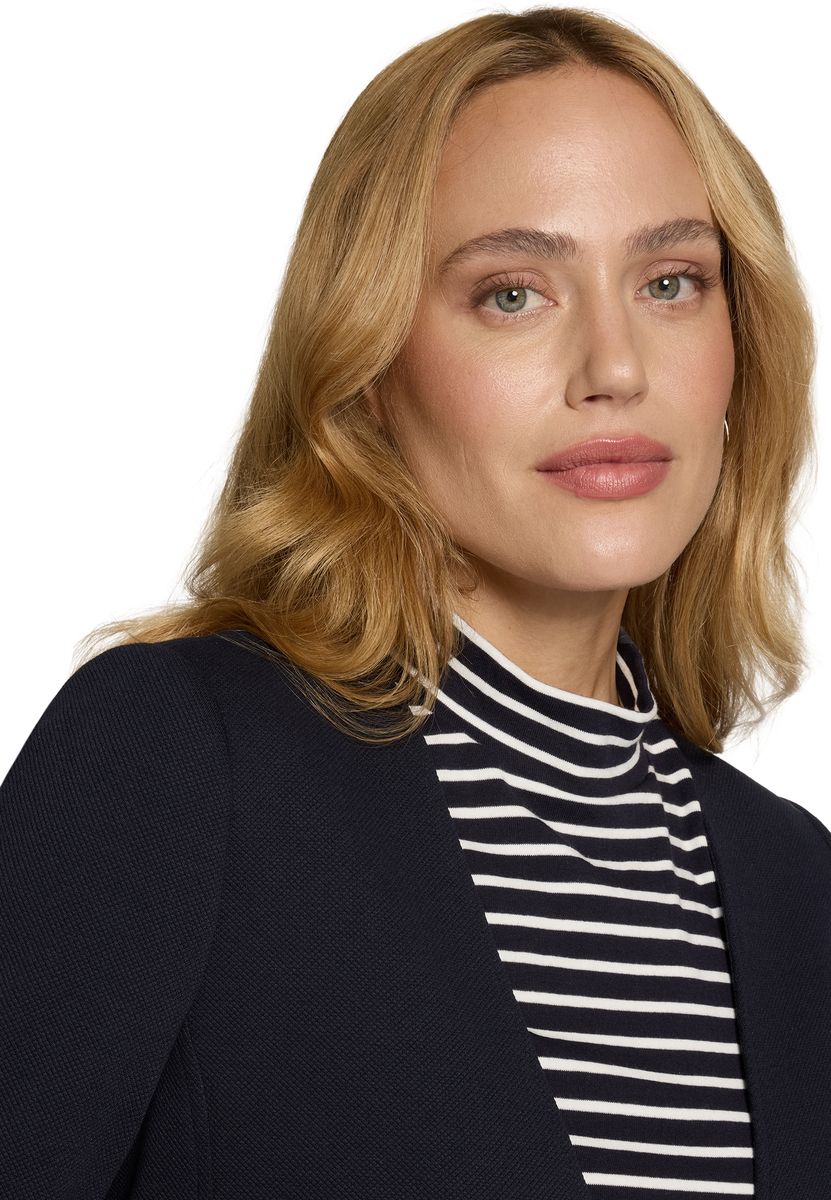 Minimalistischer taillierter V-Ausschnitt Blazer
