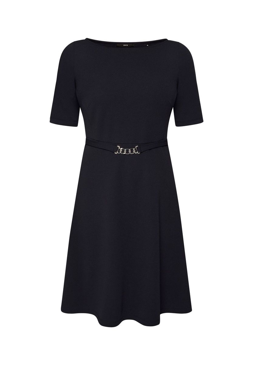 Ausgestelltes Minikleid mit Gürtel