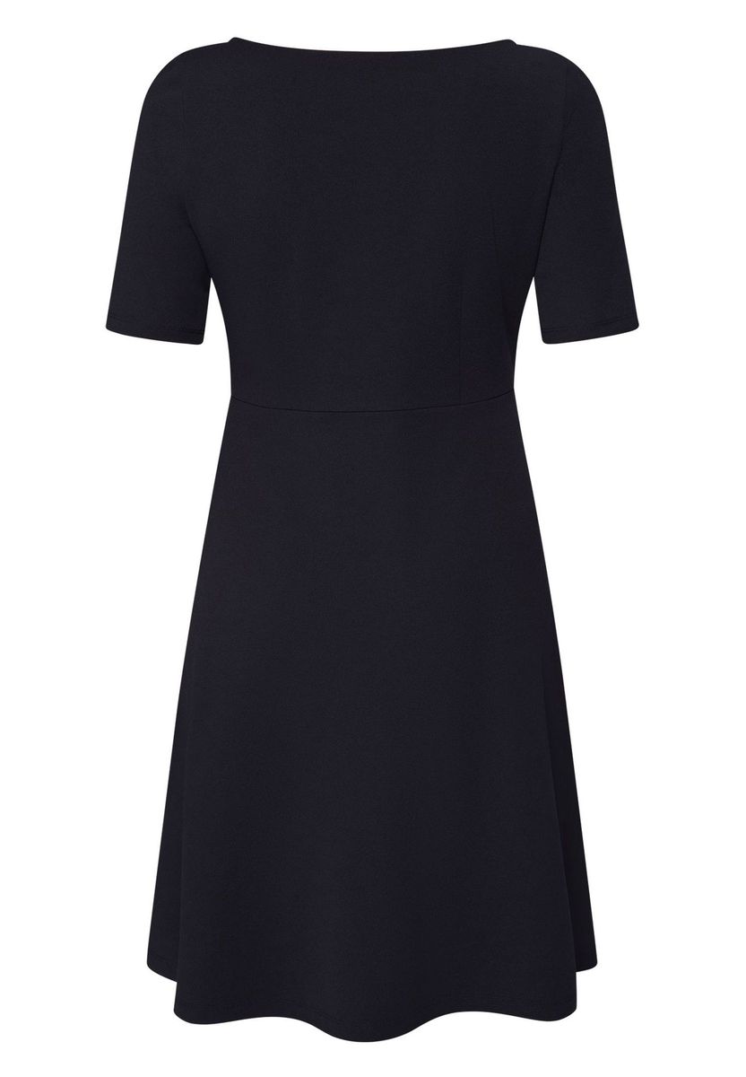 Ausgestelltes Minikleid mit Gürtel