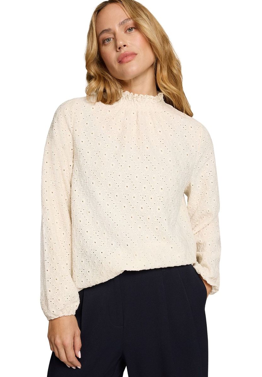 Langärmlige Bluse mit Lochstickerei
