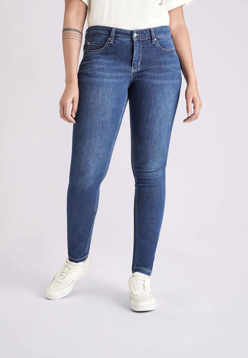 Schmale, hochtaillierte Jeans