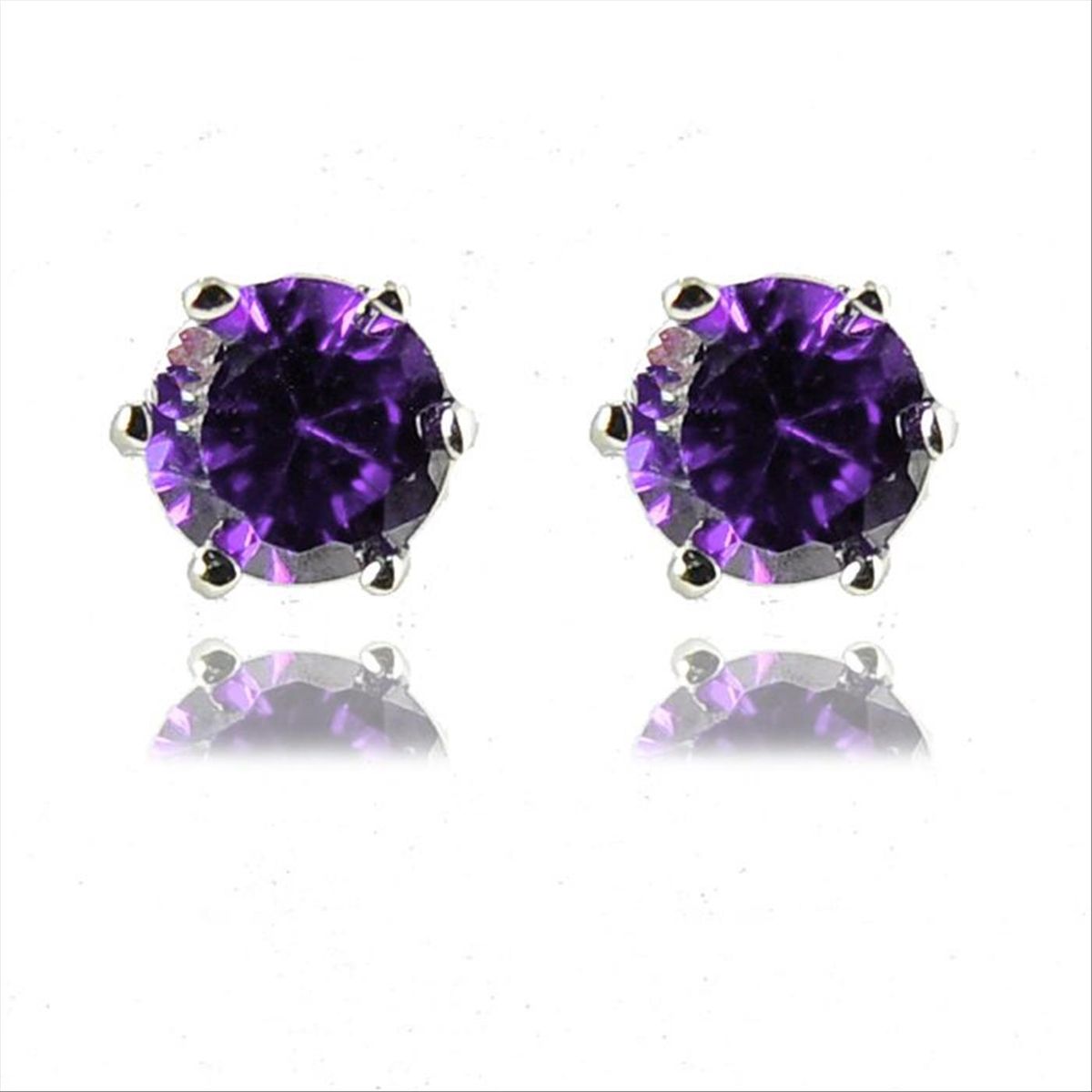 Amethystfarbene Ohrstecker aus Sterlingsilber