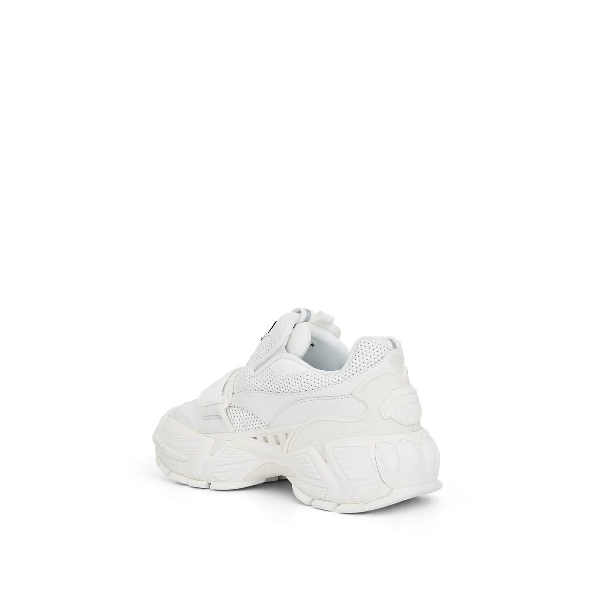 Klobige Slip-On-Sneaker im Handschuh-Design