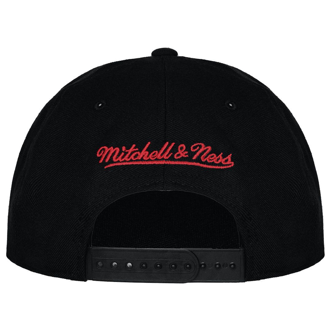 Basketball-Team-Snapback-Cap