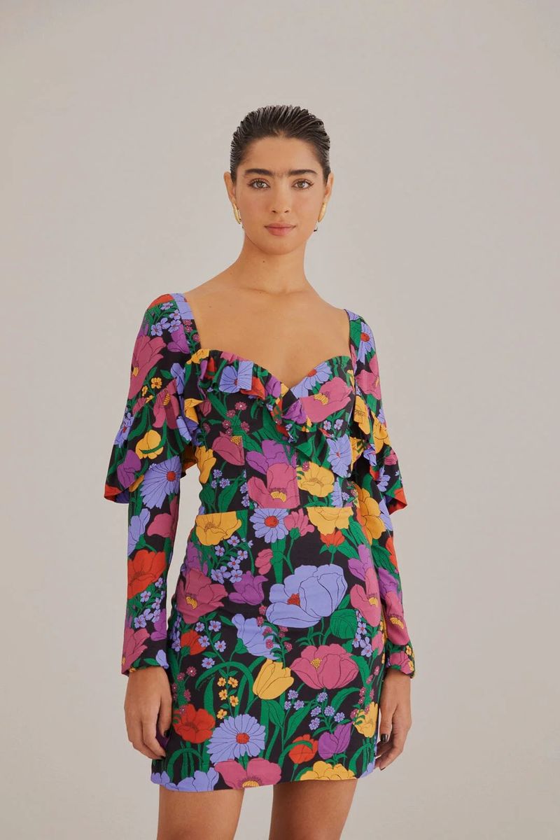 Mini-Kleid mit Blumenmuster und langen Ärmeln