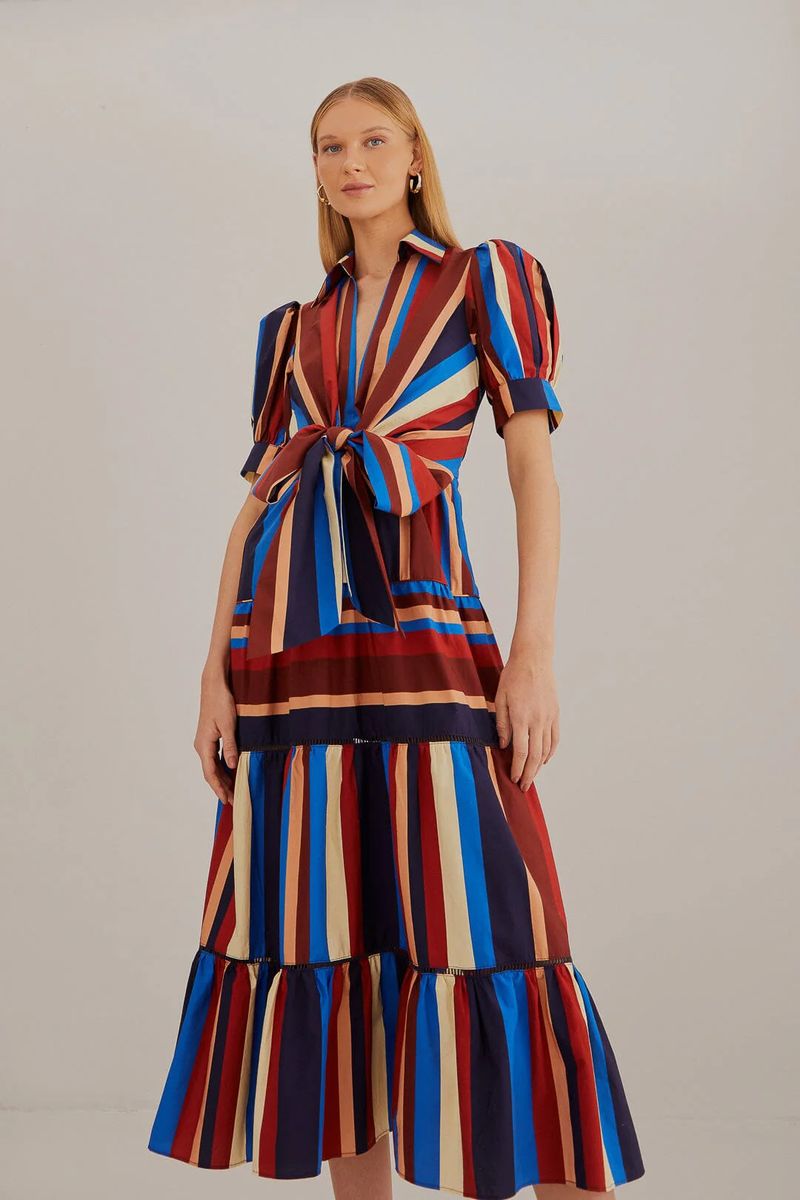 Gestreiftes Midikleid mit Bindegürtel