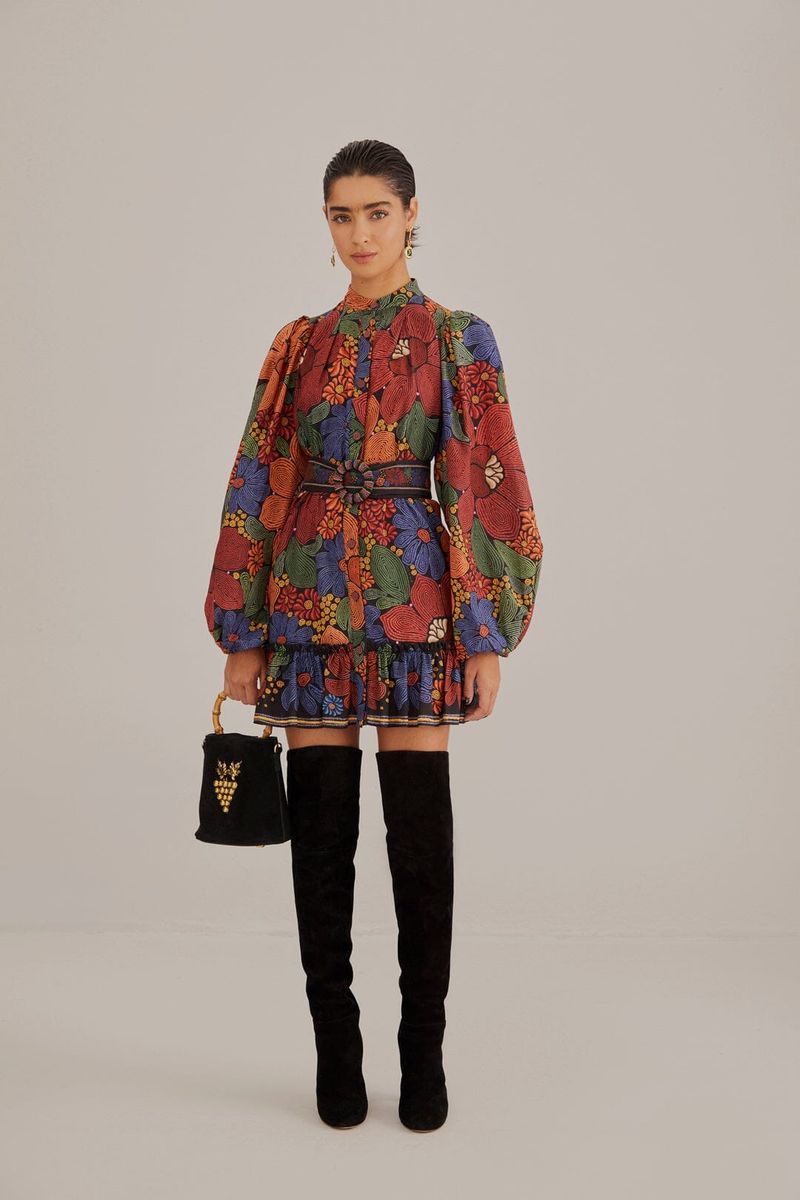 Mini Kleid mit Blumenmuster und langen Ärmeln
