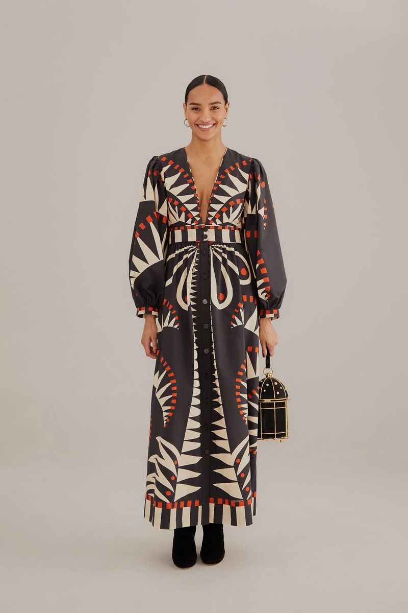 Maxi-Kleid mit geometrischem Druck und Puffärmeln