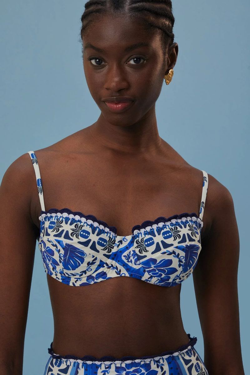 Bikinioberteil mit blauem Fliesenmuster