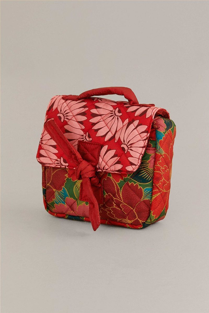 Gesteppte Tragetasche mit Blumenmuster