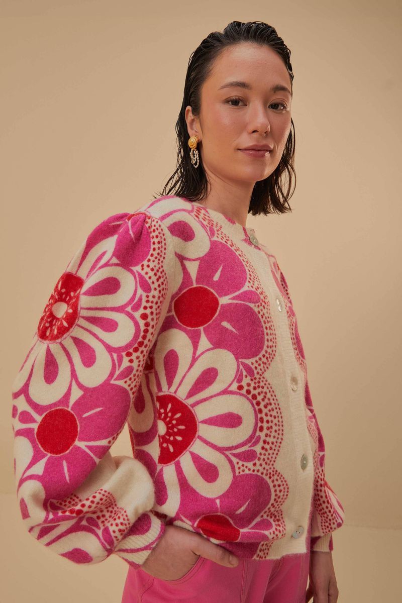 Strickjacke mit Blumenmuster und Puffärmeln