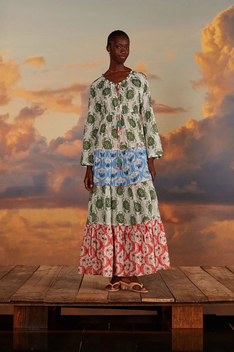 Gestuftes Maxikleid mit Muster