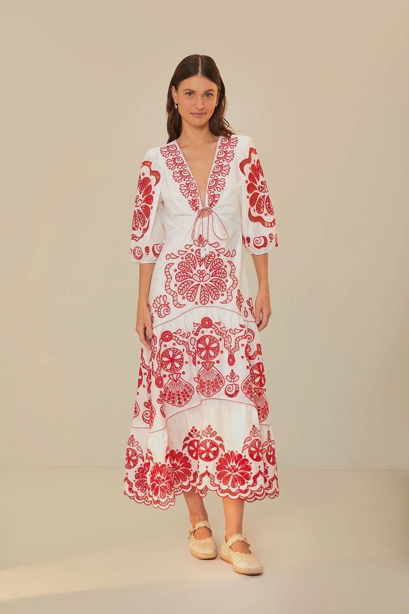 Besticktes Leinen Maxikleid mit Bindeband
