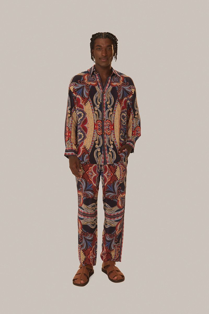 Lebhaftes Loungewear-Set mit Paisley-Muster