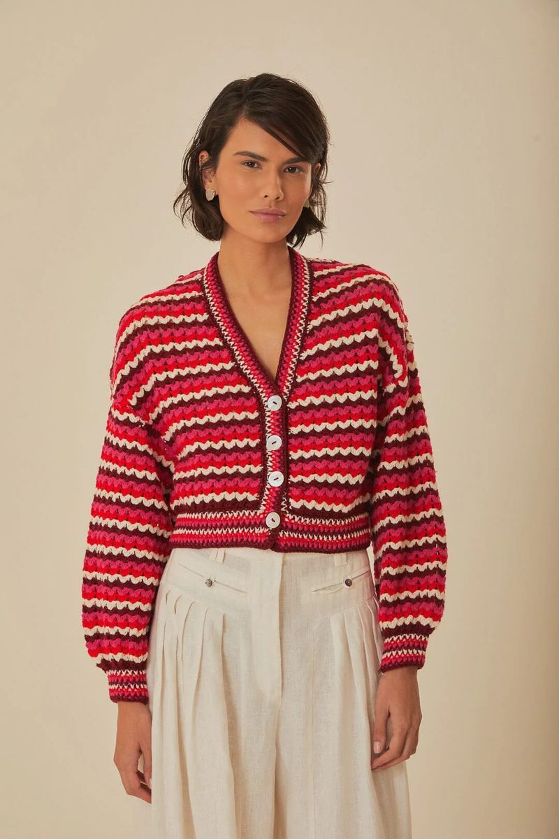 Bunte gestreifte Häkelstrickjacke