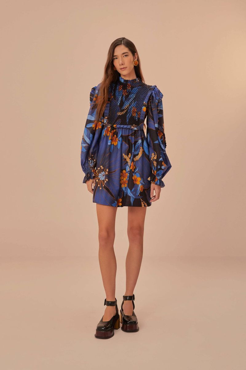 Mini-Kleid mit Blumenmuster und hohem Kragen