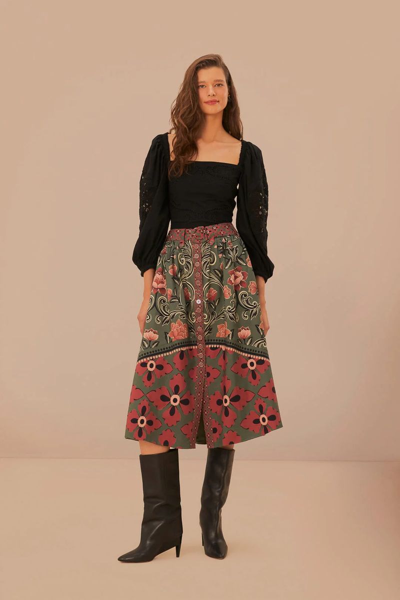 Grüner Midi-Rock mit Blumenmuster und Knöpfen