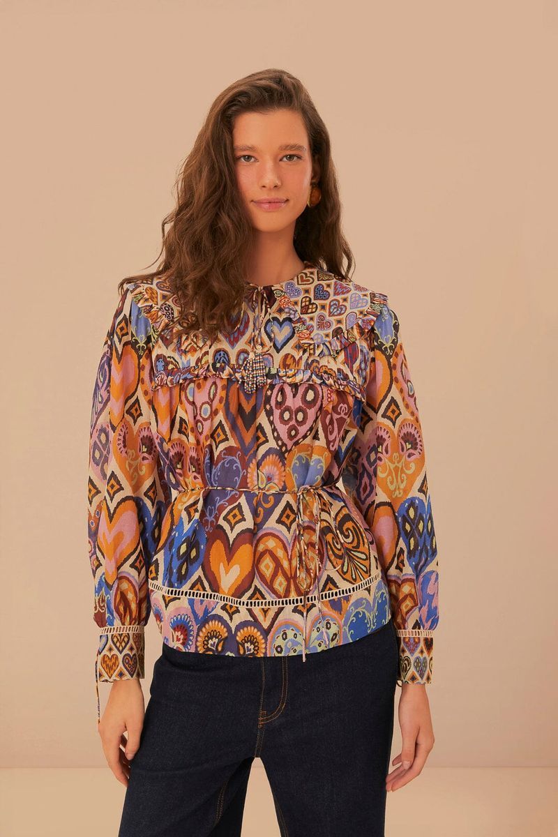 Romantische Bluse mit Herzen Ikat Print