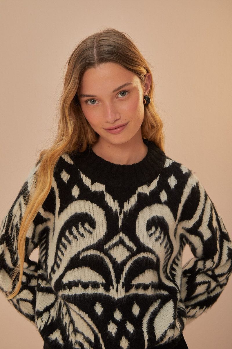 Strickpullover mit Ikat-Muster
