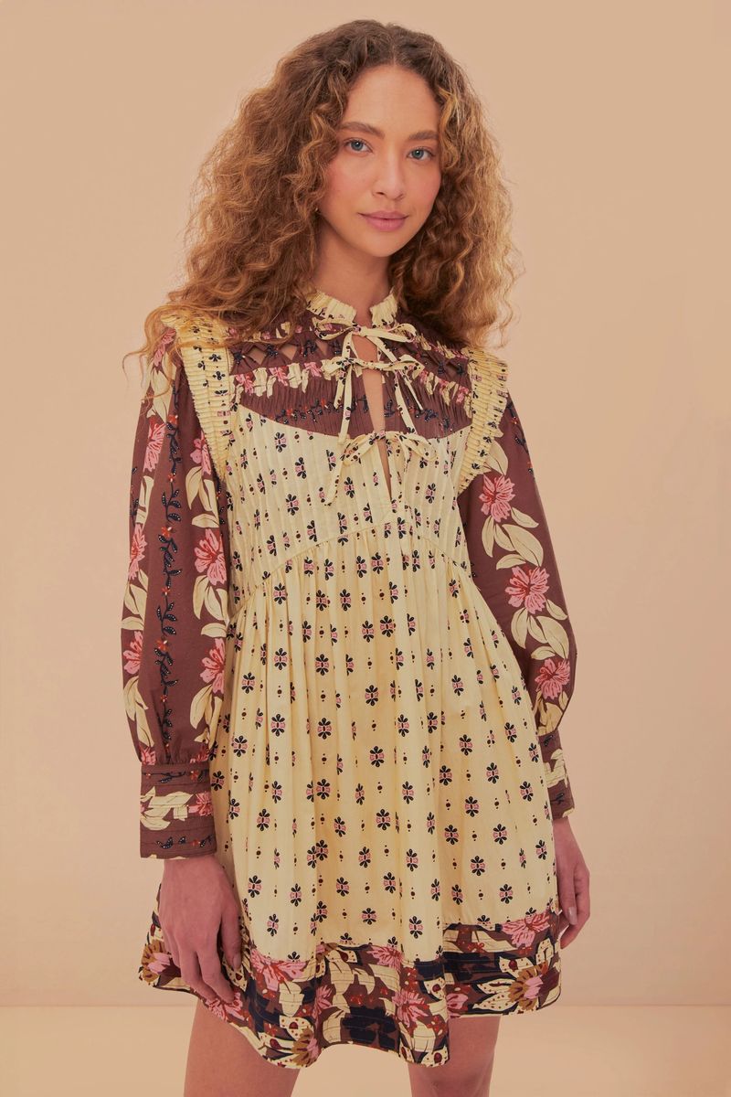 Geblümtes Minikleid mit Passe