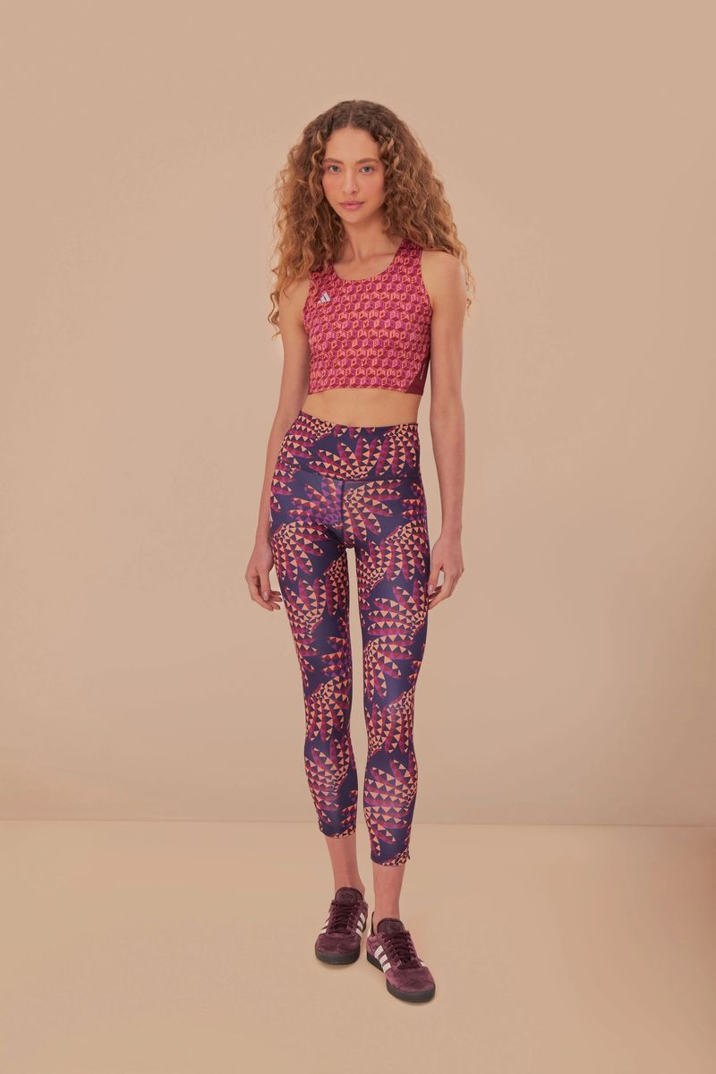 Sportliches Crop-Top mit geometrischem Muster