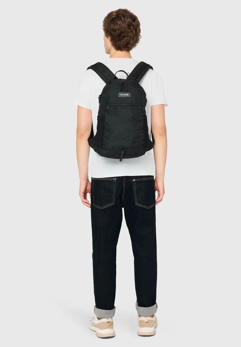 Vielseitiger Alltagsrucksack mit Bungee-Detail