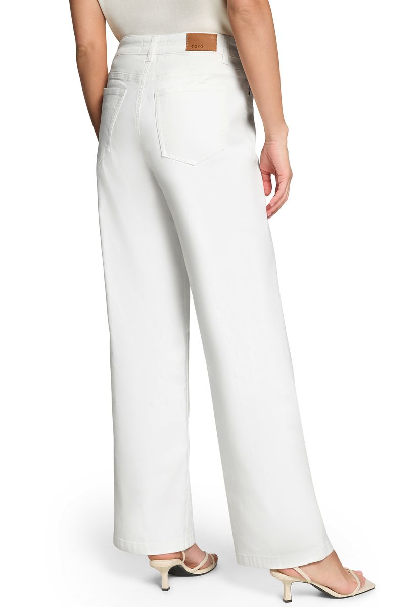 Weit geschnittene Jeans mit heller Waschung