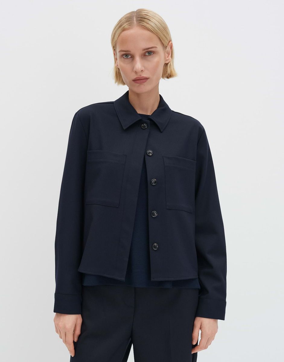 Marineblaues Crop-Overshirt mit Taschen