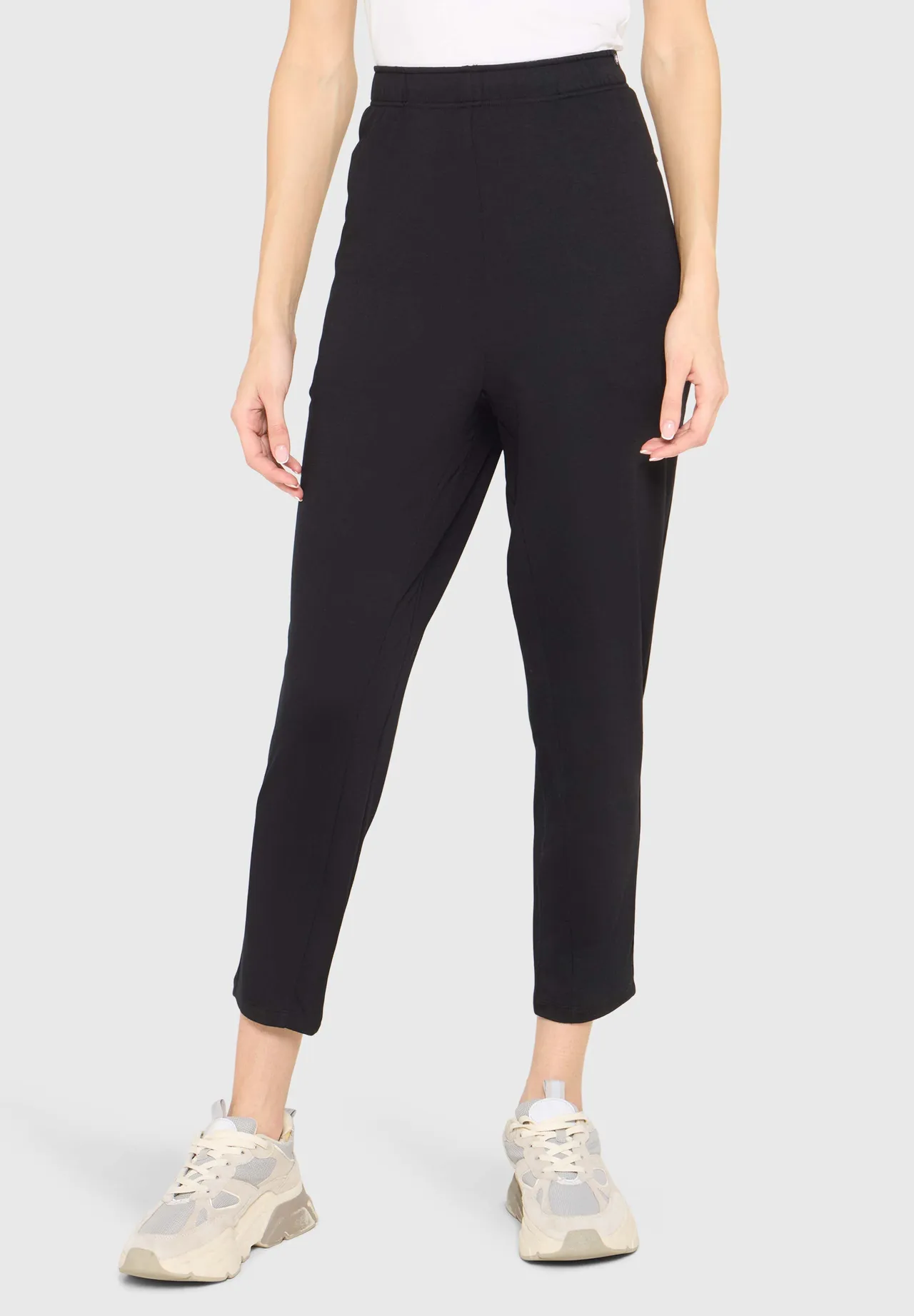 Kurze Loungehose zum Überziehen
