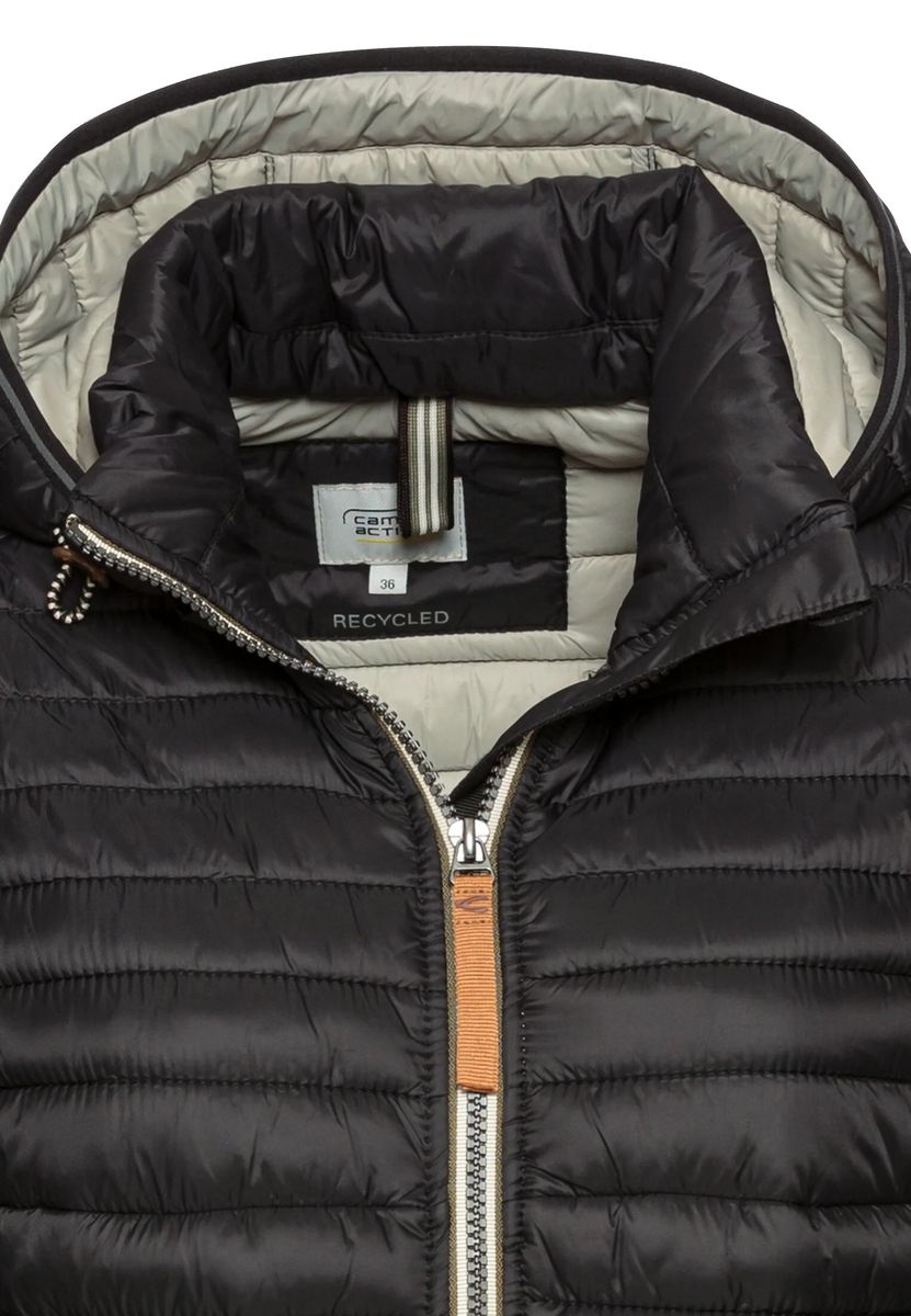 Lange Steppjacke mit Kapuze