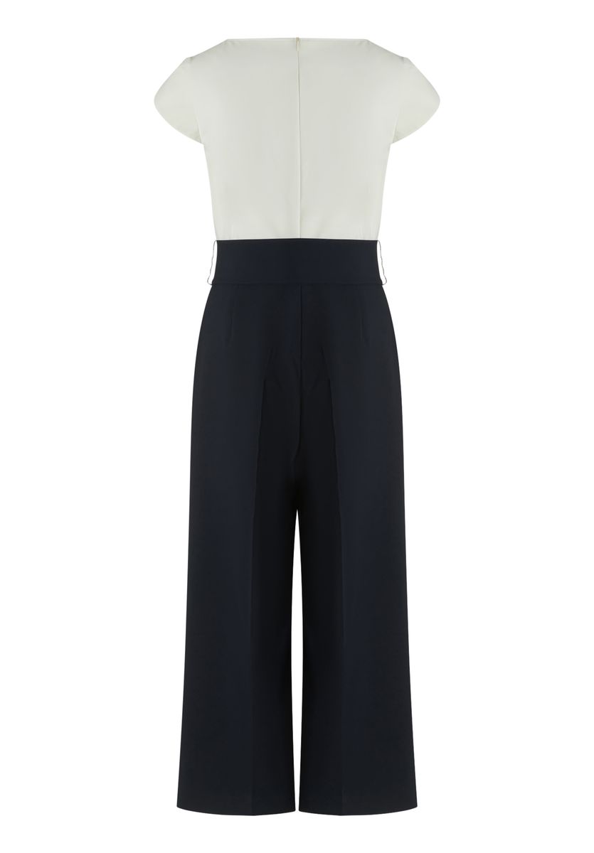Zweifarbiger, weibeiniger Jumpsuit mit Bindegürtel