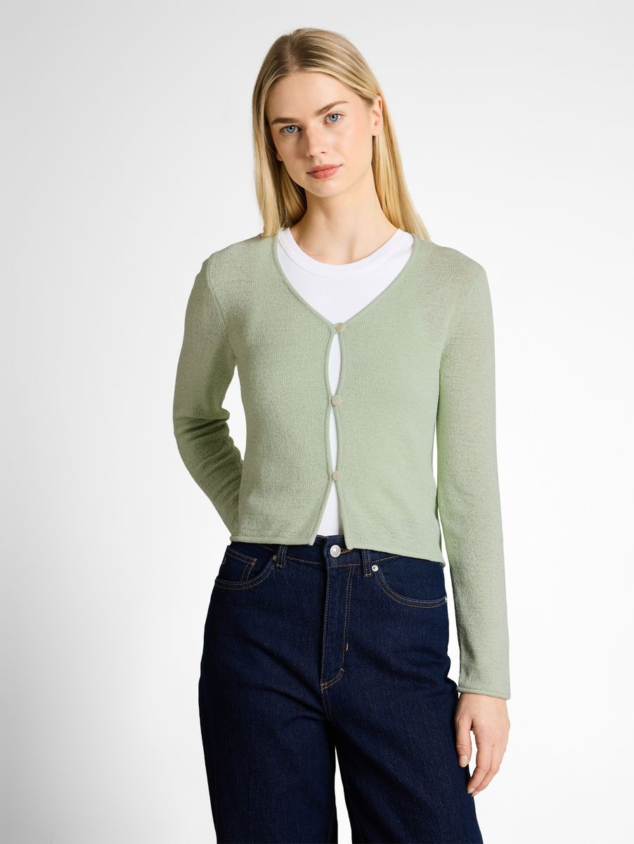 Kurze Strickjacke mit Knöpfen