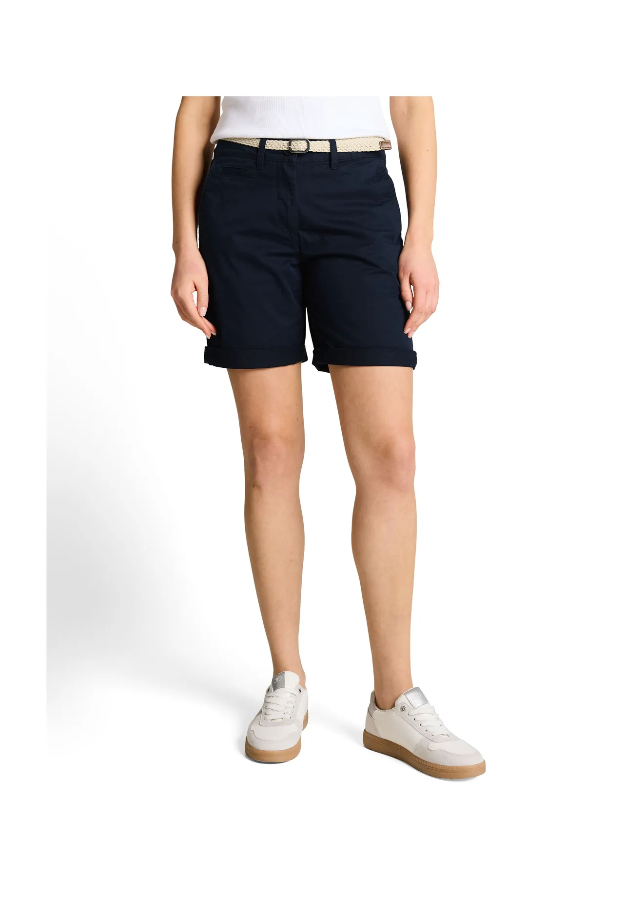 Lässige Chino-Shorts mit Gürtel