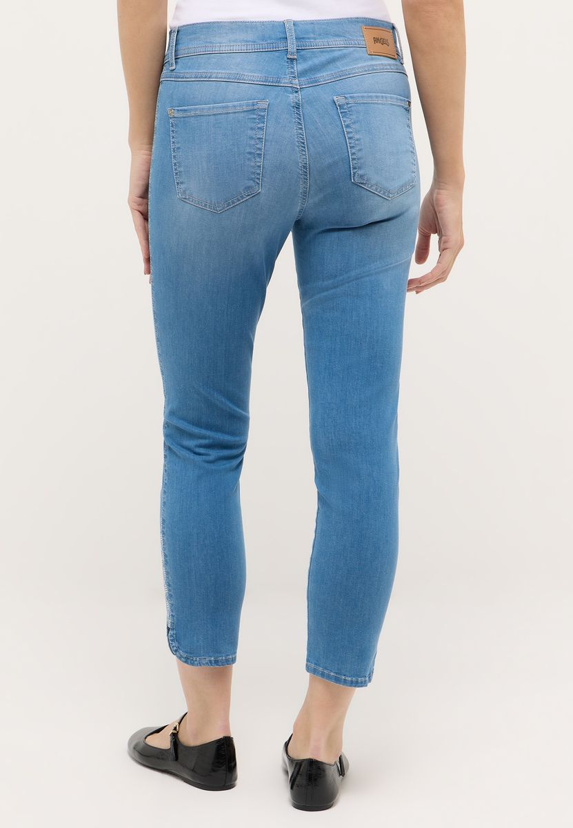 Damen 7/8 Länge Hellblaue Jeans