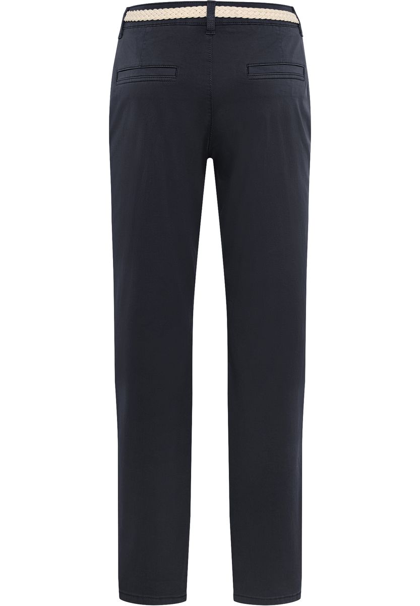Klassische Chino mit Gürtel